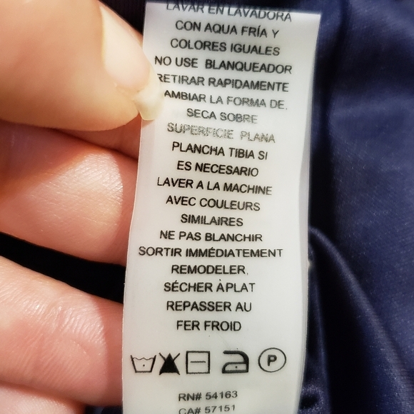 Vince Camuto Floral Print Midi Dress in Navy and Coral - Picture 11 of 11